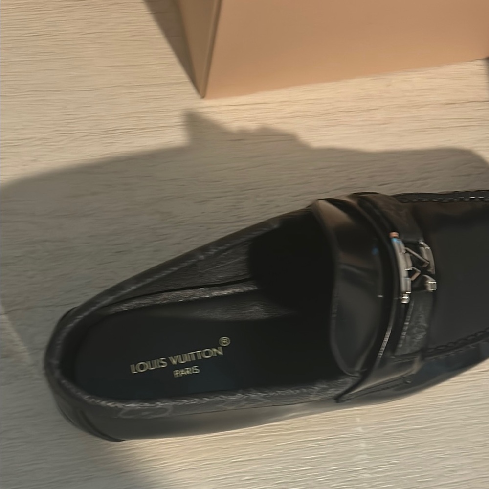 Louis Vuitton Men's Shoe - Picture 4 of 8